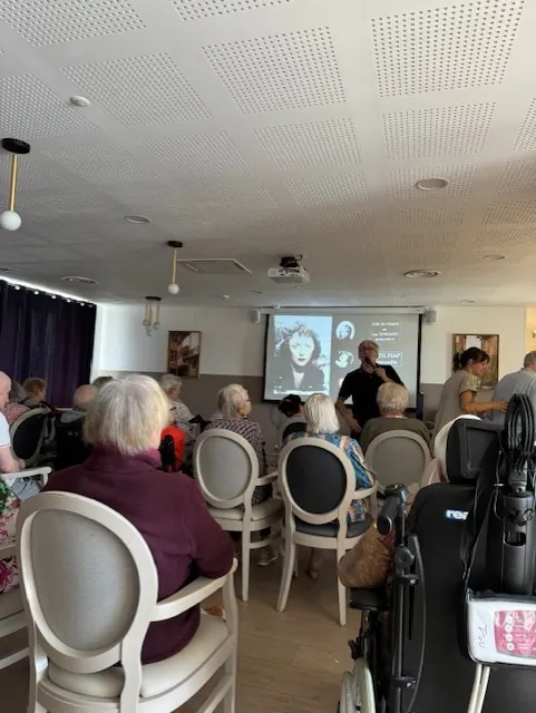 Conférence La vie d'Edith Piaf 