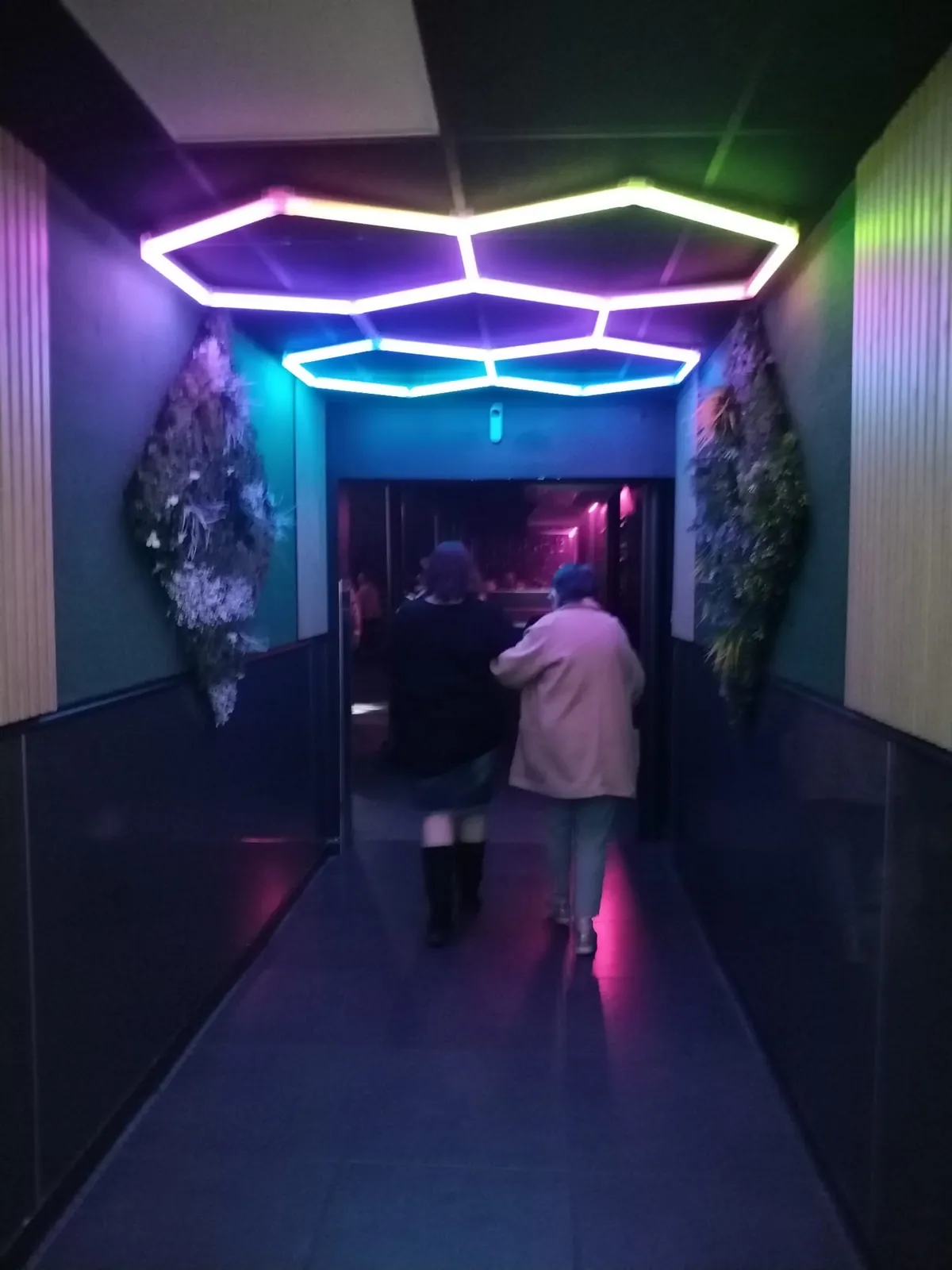 Après-midi festive à la discothèque de Beauvais 