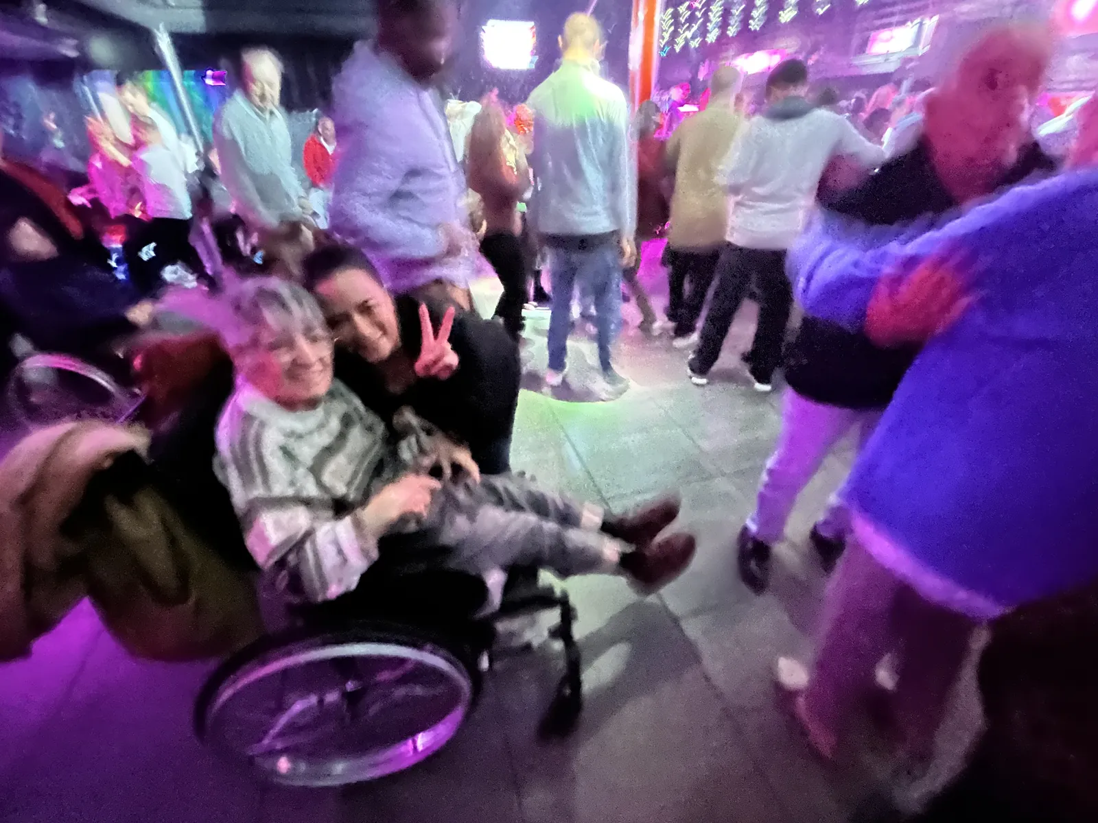 Après-midi festive à la discothèque de Beauvais 