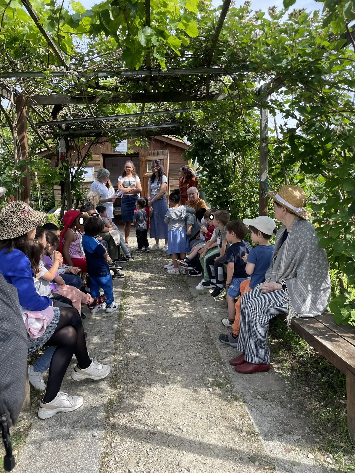 Rencontre avec les enfants aux jardins familiaux 