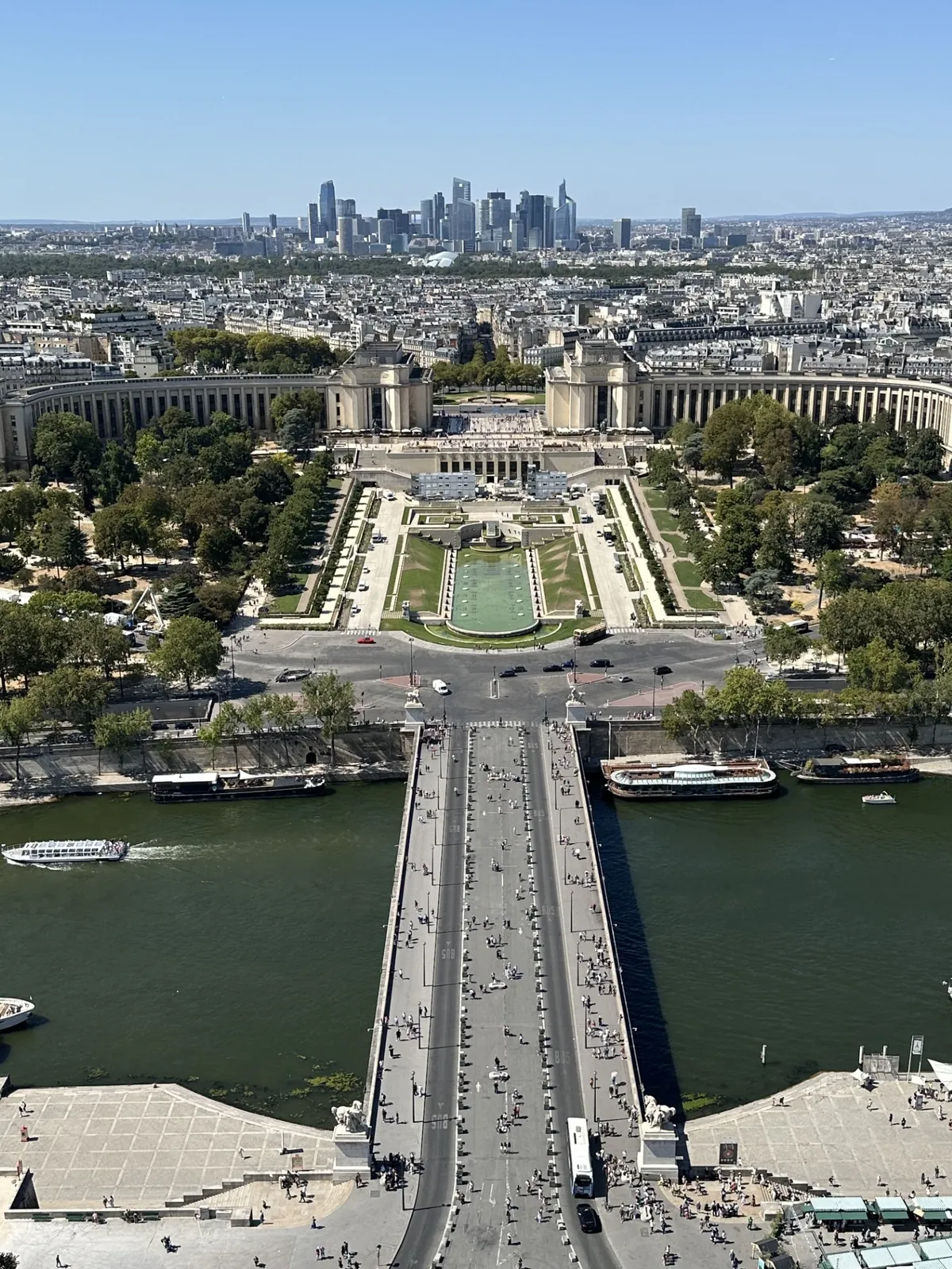 Des Étoiles Plein les Yeux à la Tour Eiffel