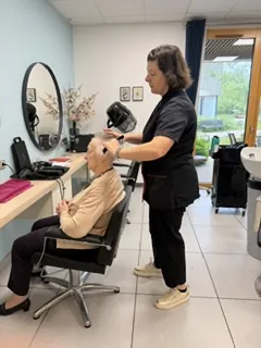 Un moment bien-être au salon de coiffure