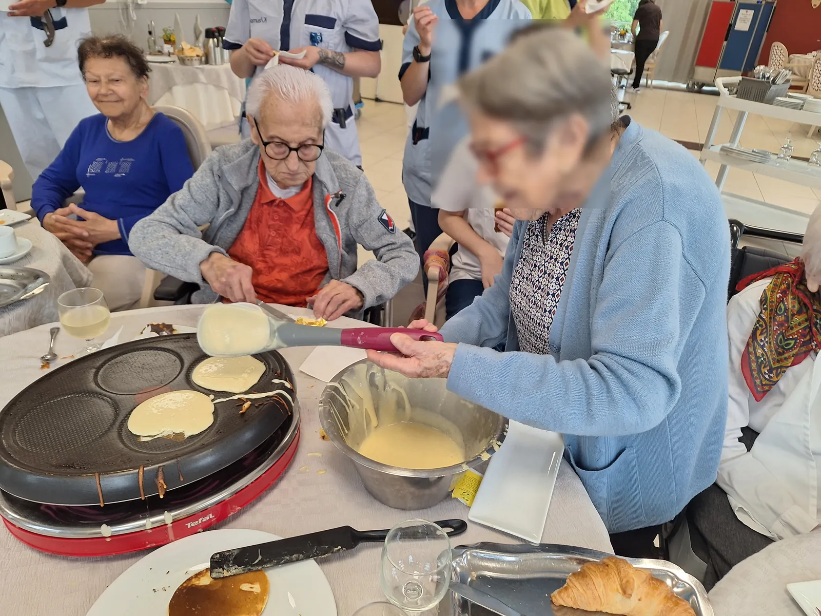 Partage d'un petit dejeuner collectif