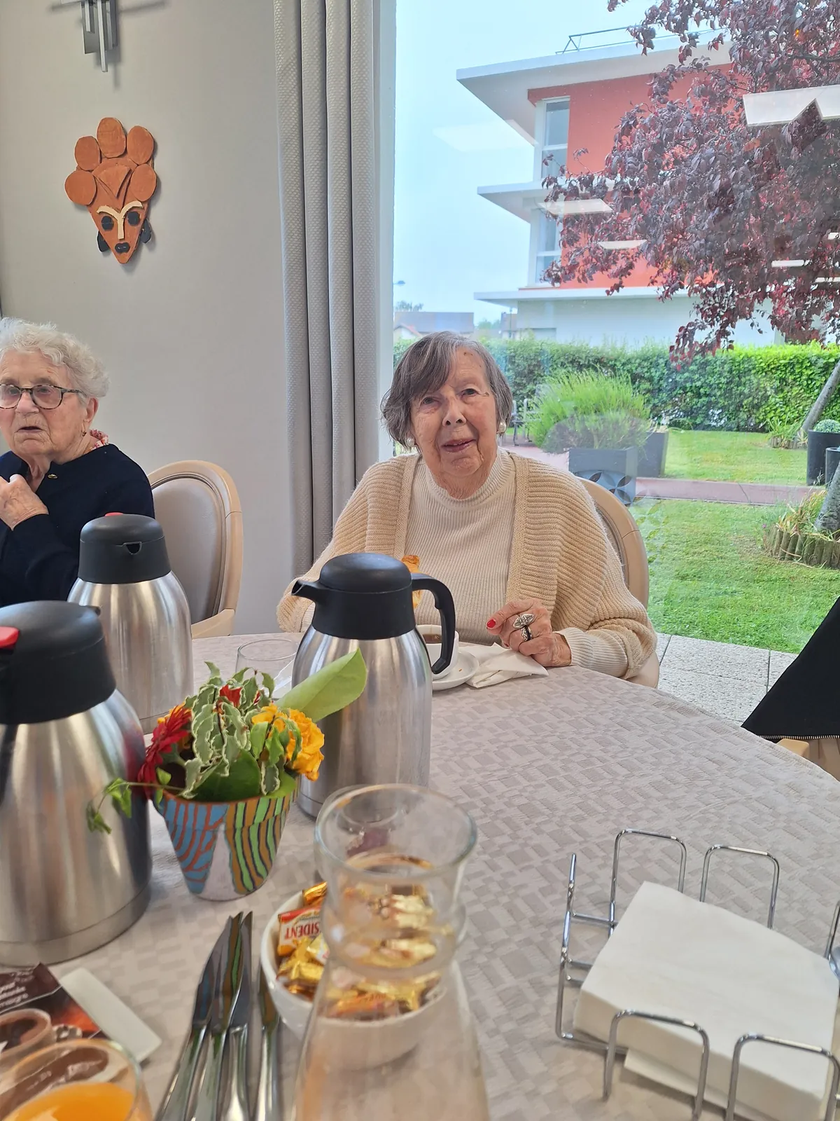 Partage d'un petit dejeuner collectif