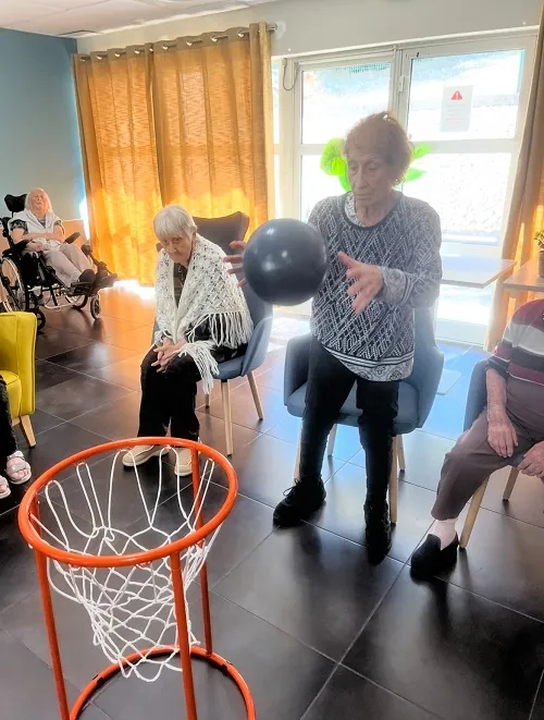 Le basket adapté s'invite en unité protégée