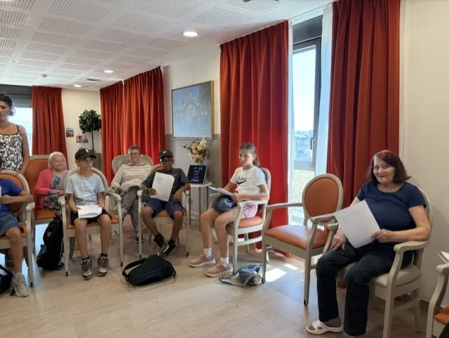 Rencontre intergénérationnelle avec l'école de Dommartin 