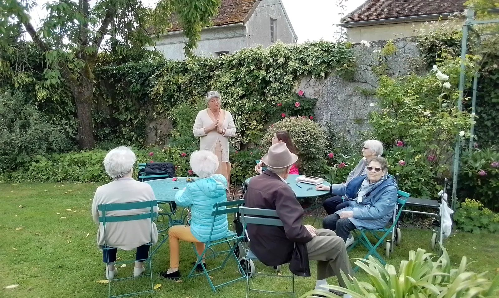 Sortie de ce jeudi : Visite des Jardins de Viels Maison