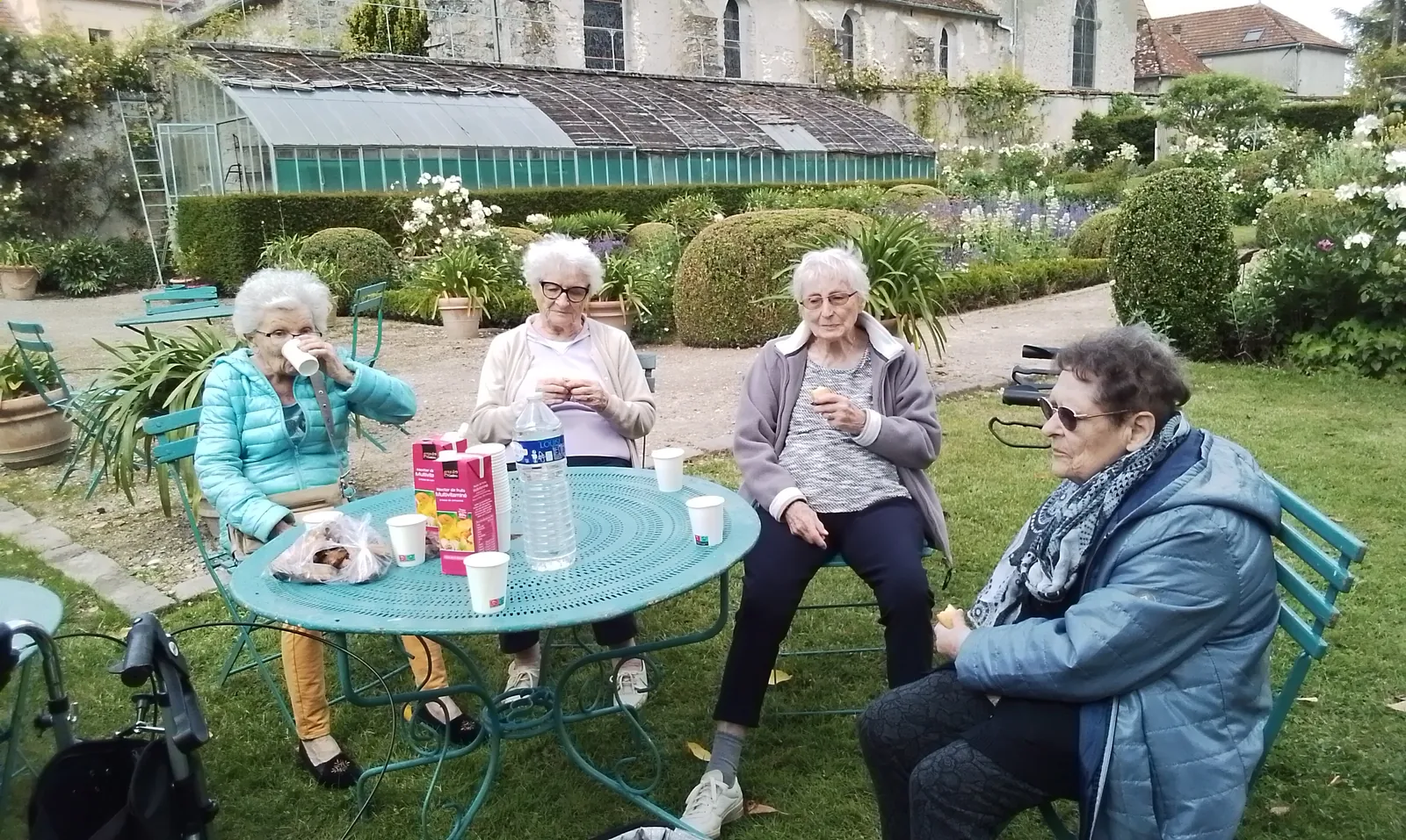 Sortie de ce jeudi : Visite des Jardins de Viels Maison