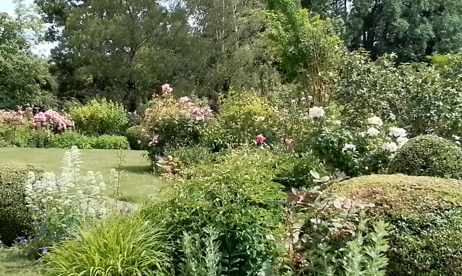 Sortie de ce jeudi : Visite des Jardins de Viels Maison