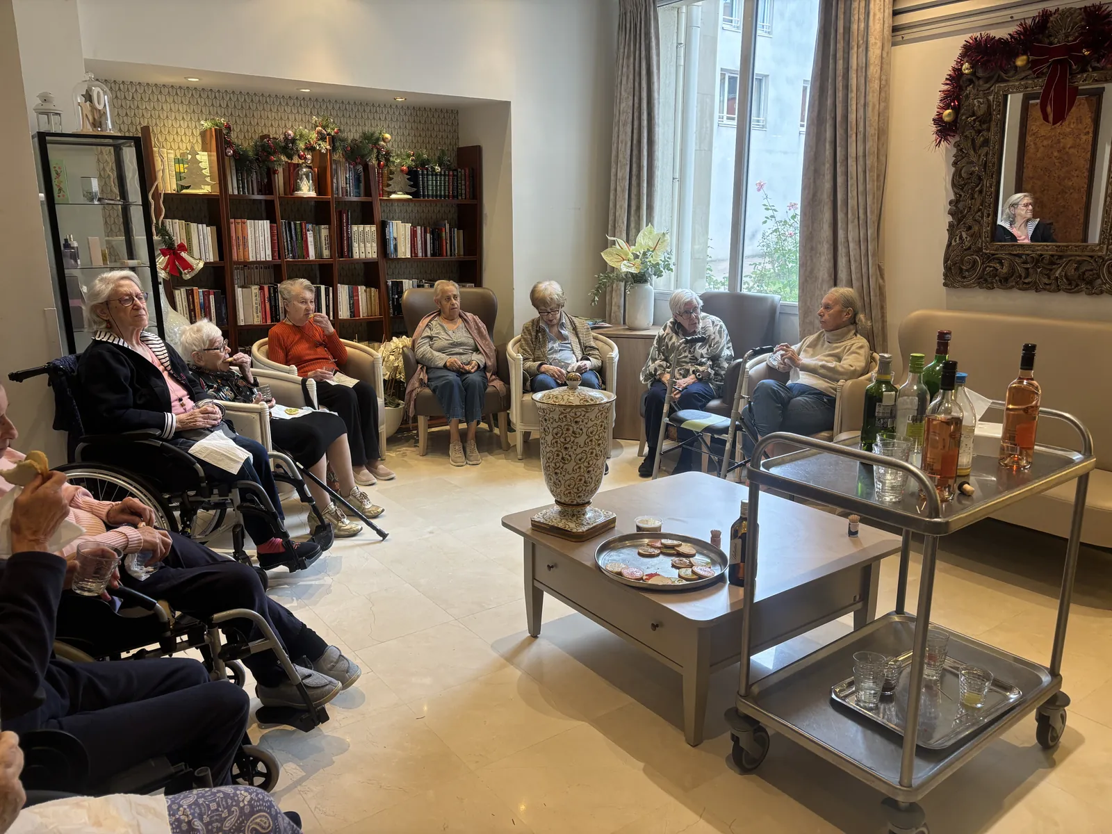 Une parenthèse de convivialité autour d’un apéritif partagé aux Marines