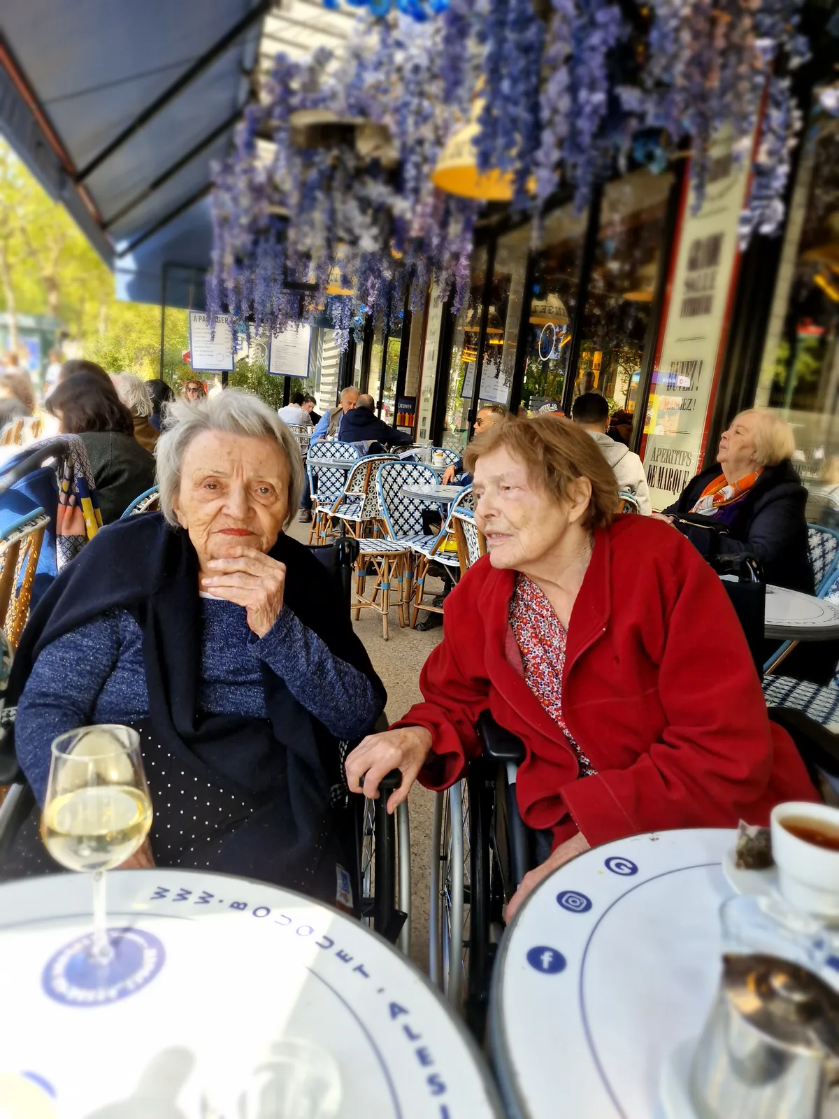 Garçon, un café s'il vous plaît ! 