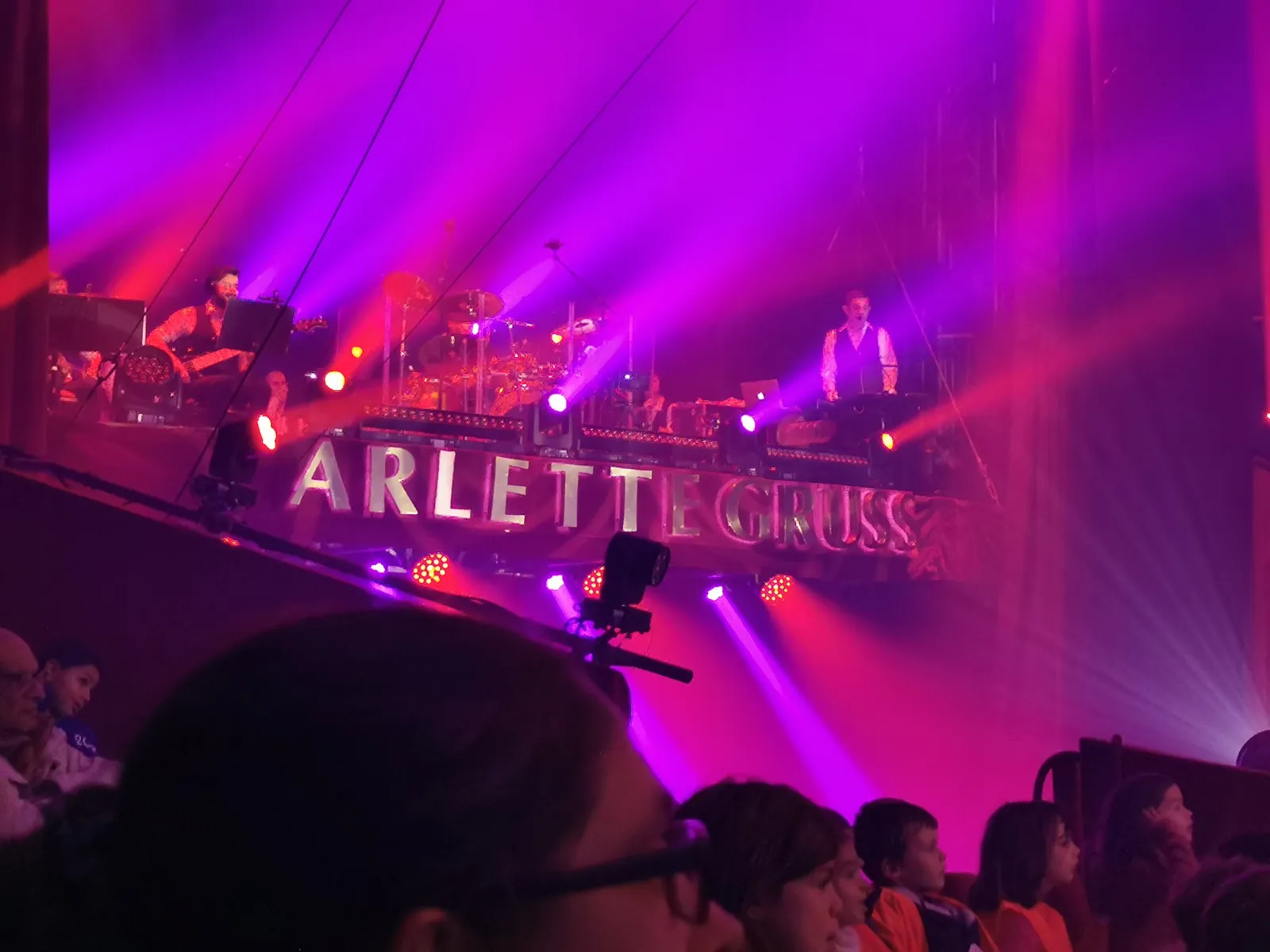 SORTIE CIRQUE GRUSS Arlette