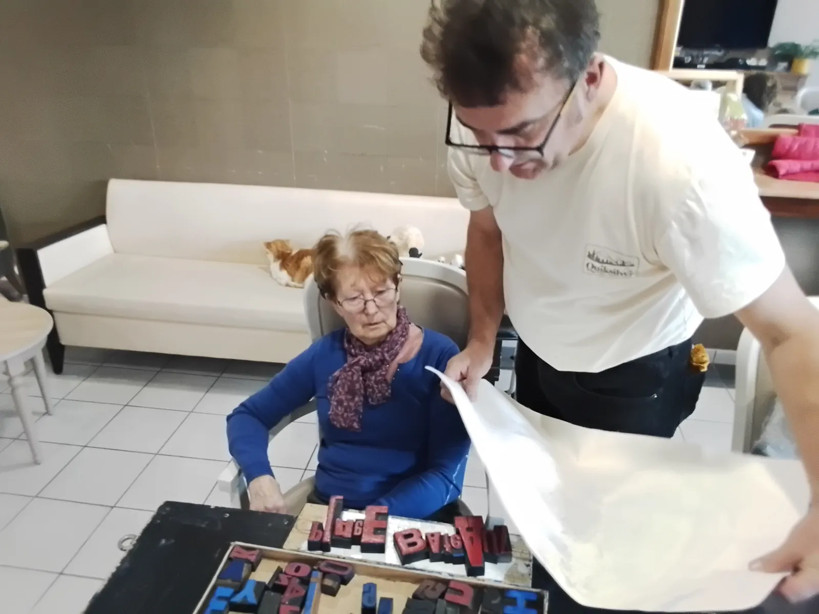 activite ”mots  gravés ” se poursuit aujourd'hui 
