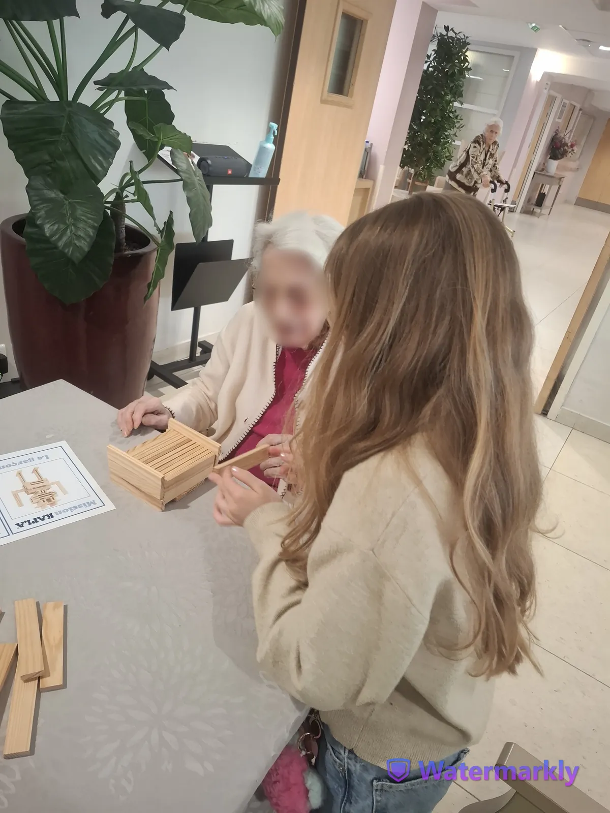 Un beau moment d’échanges intergénérationnels autour des jeux de société