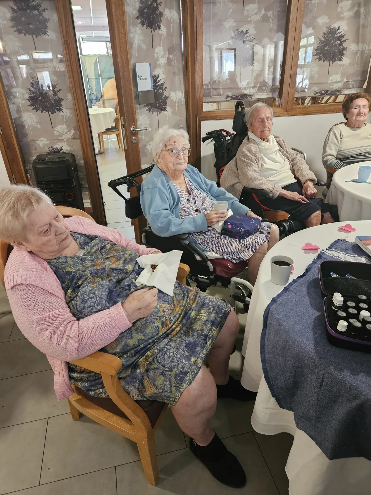 Des ateliers d'Olfactologie qui sentent bon la joie