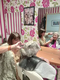 Un moment de bien-être avec Valérie, coiffeuse passionnée