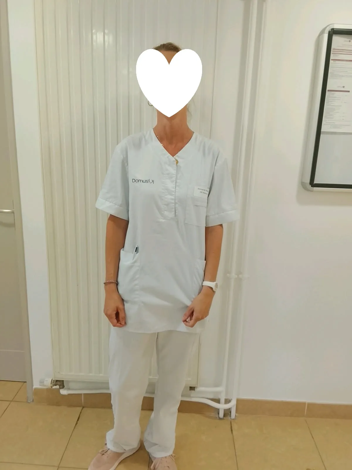 Quand l’uniforme parle : comprendre les métiers grâce aux tenues
