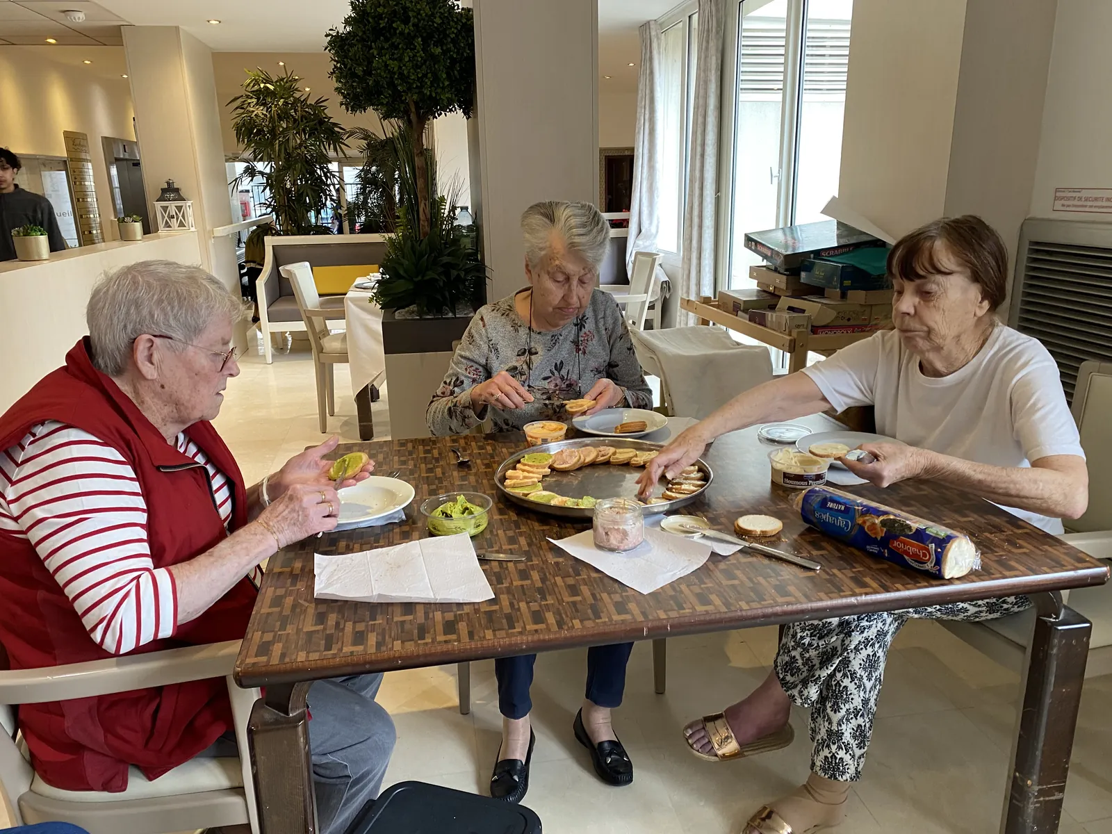 JEUDI 14 NOVEMBRE JOUR DE L’APÉRITIF MENSUEL