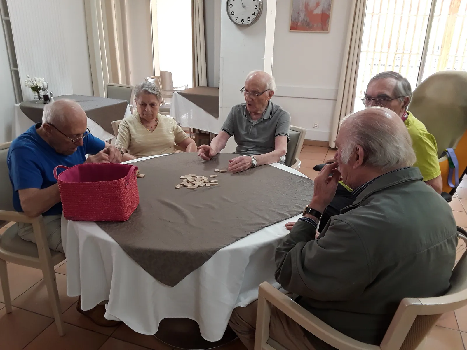 JEUX DE SOCIETE ET DE MOTRICITE