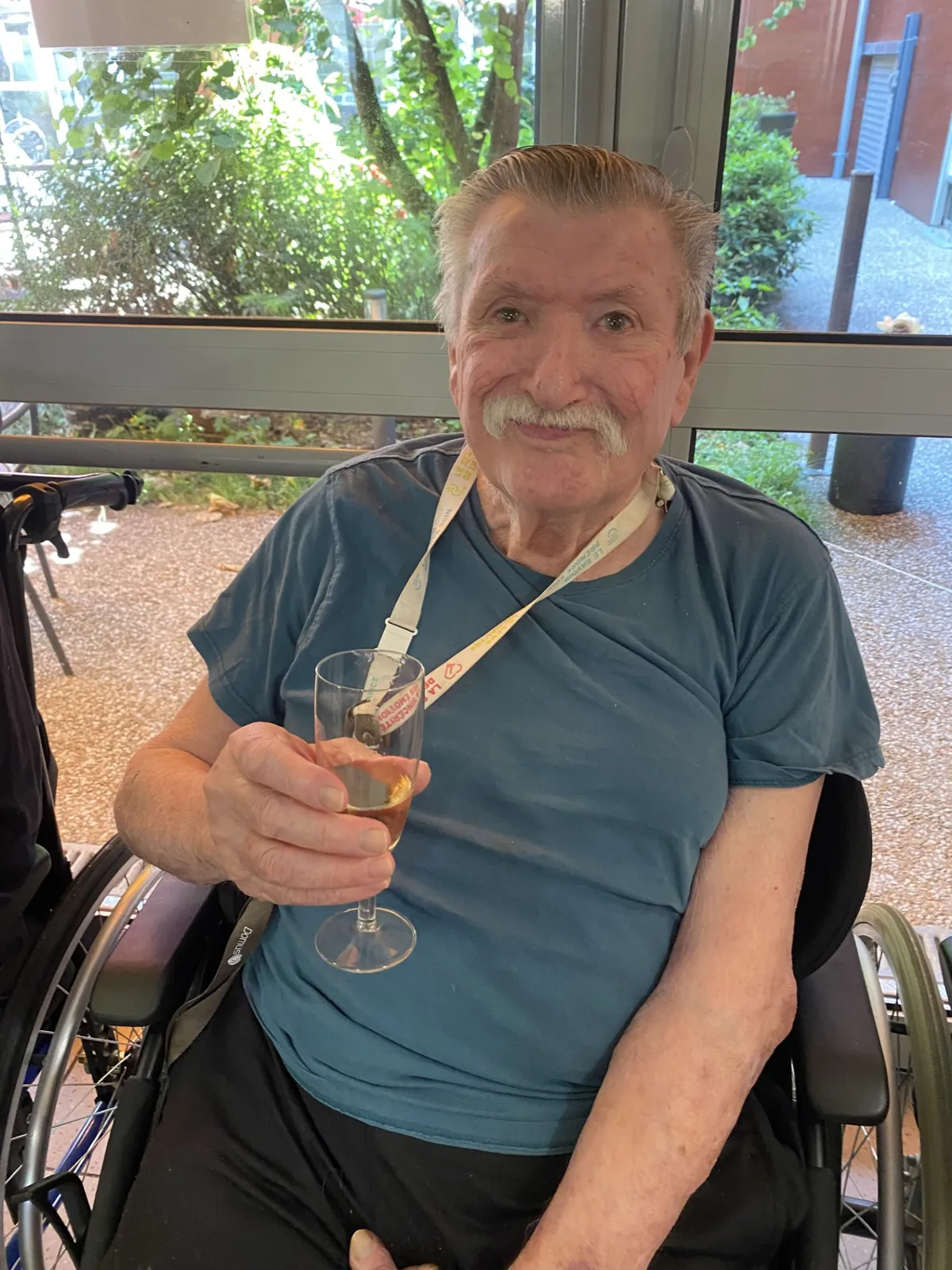 Champagne pour les Rossignols!! 
