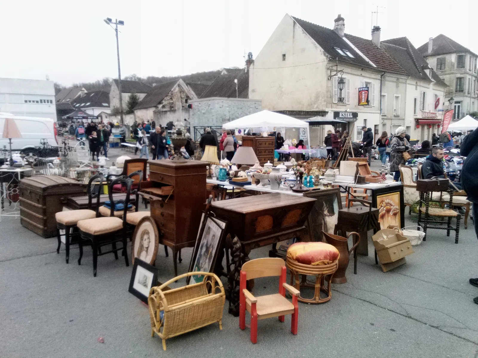 Brocante printanière de Nogent l'Artaud