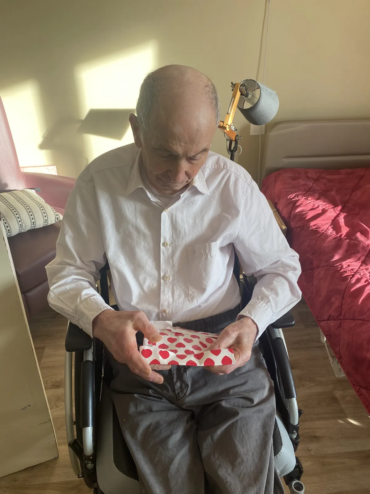 Distribution des cadeaux d'anniversaire 
