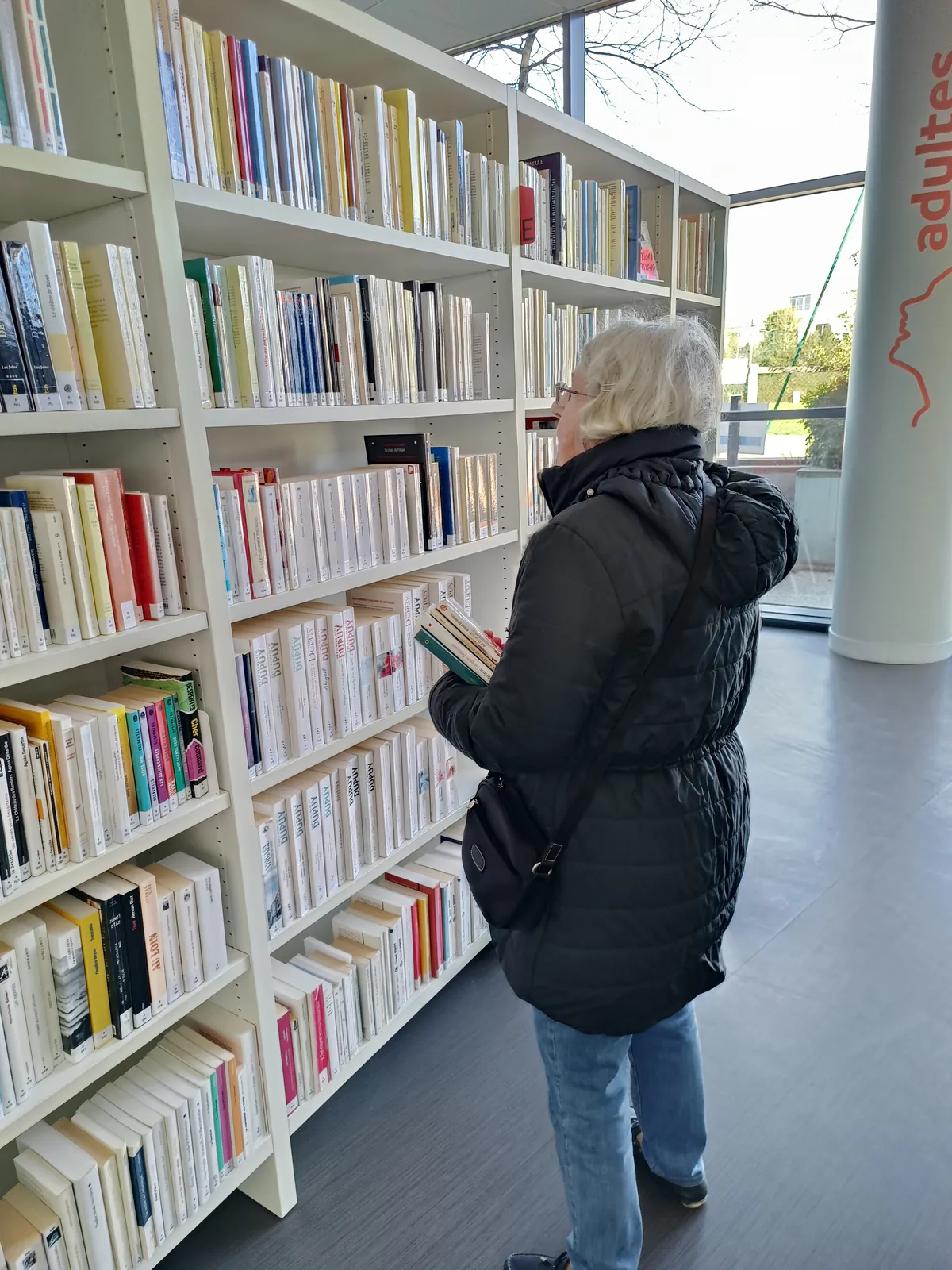  Sorti à la bibliothèque de Garches