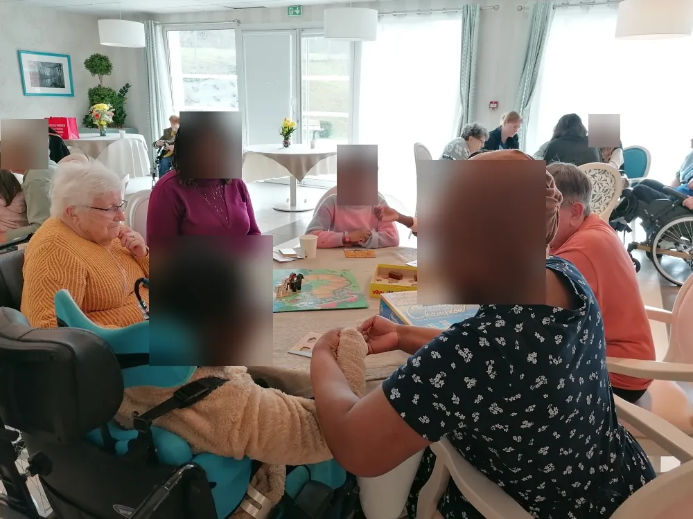 Rencontre Intergénérationnelle à l'EHPAD d'Esbly