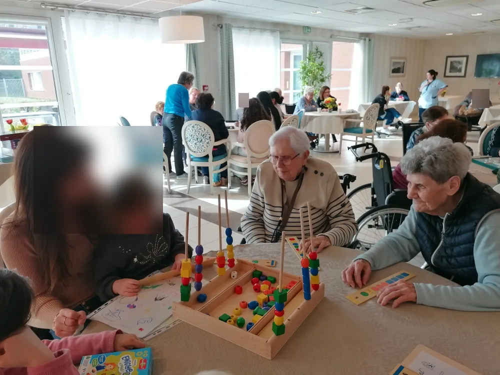 Rencontre Intergénérationnelle à l'EHPAD d'Esbly
