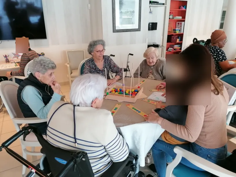 Rencontre Intergénérationnelle à l'EHPAD d'Esbly