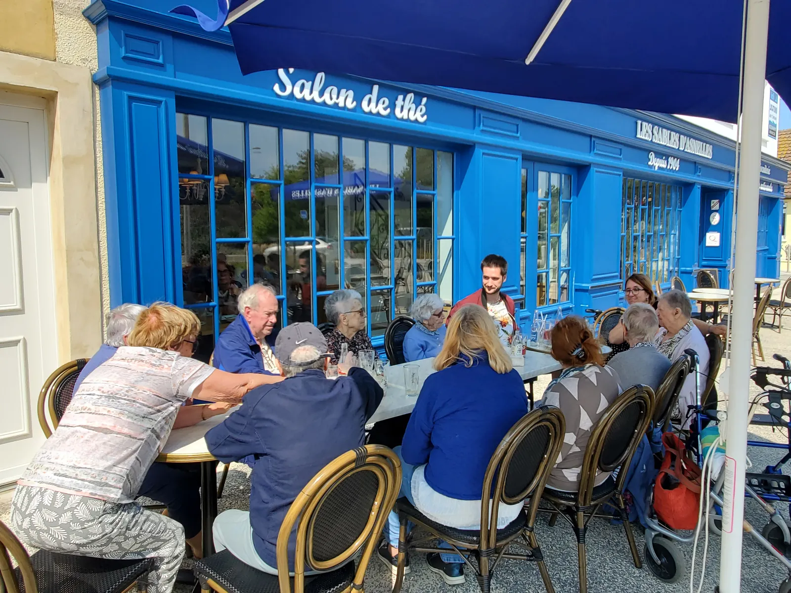 Une sortie ensoleillée au salon de thé d’Asnelle