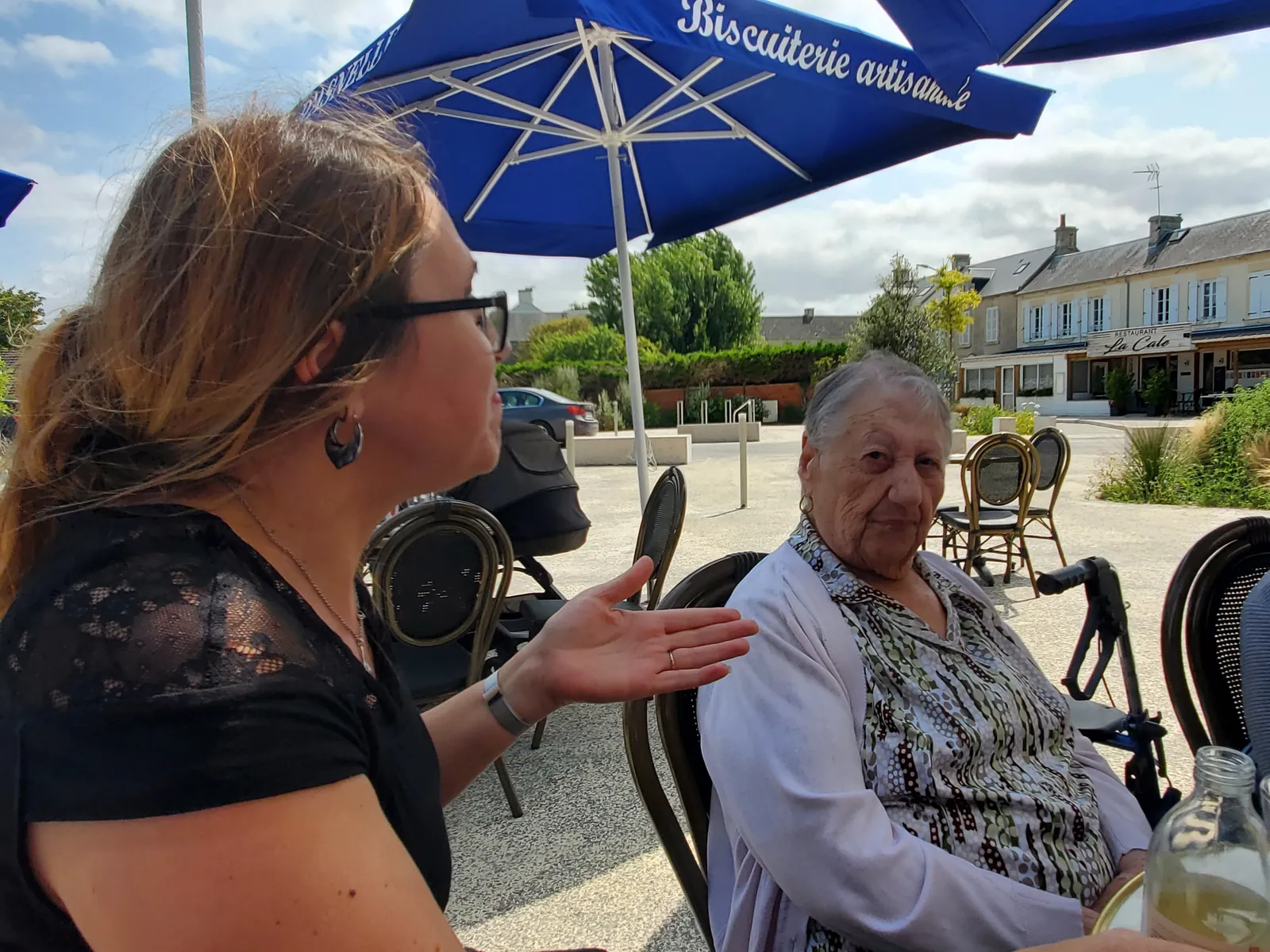 Une sortie ensoleillée au salon de thé d’Asnelle