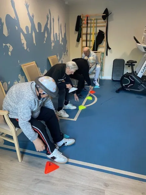 Le retour des beaux jours : la gym adaptée en plein air à la Résidence Marzargue