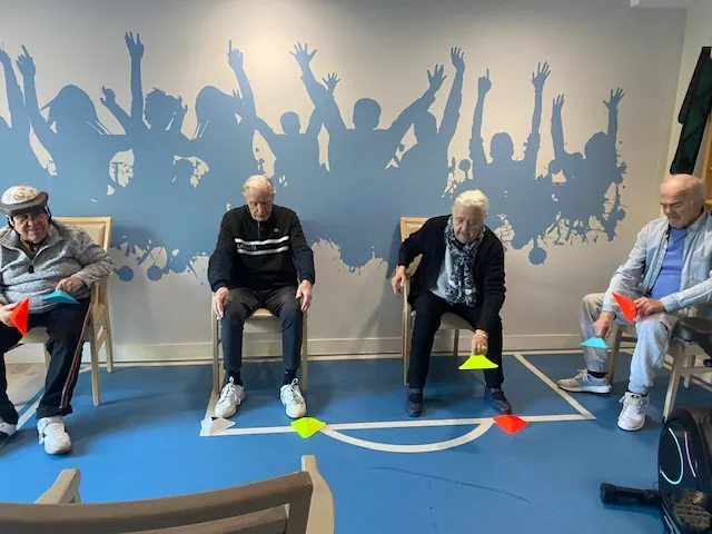Le retour des beaux jours : la gym adaptée en plein air à la Résidence Marzargue
