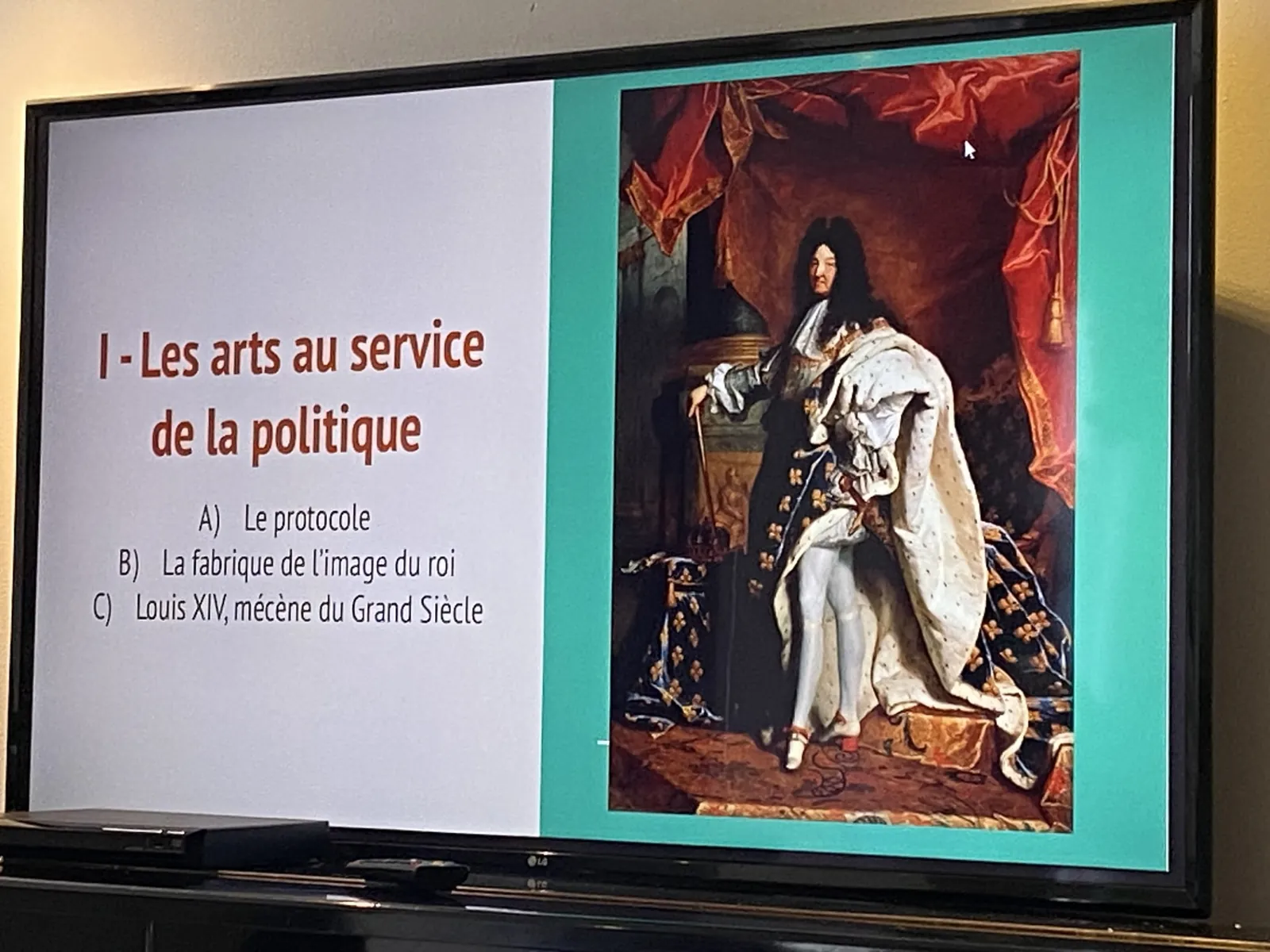 LA CONFERENCE DU MOIS D'AVRIL