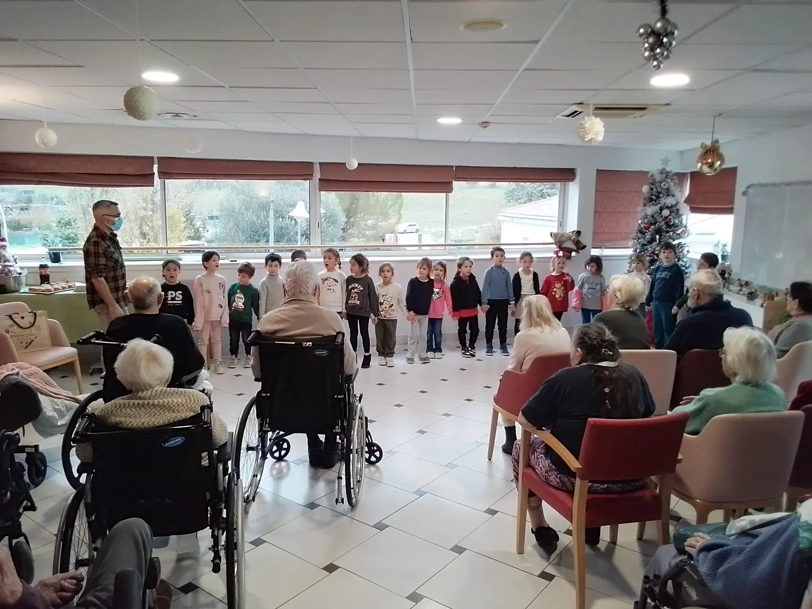 RENCONTRE INTERGENERATIONNELLE AVEC L'ÉCOLE PREVERT