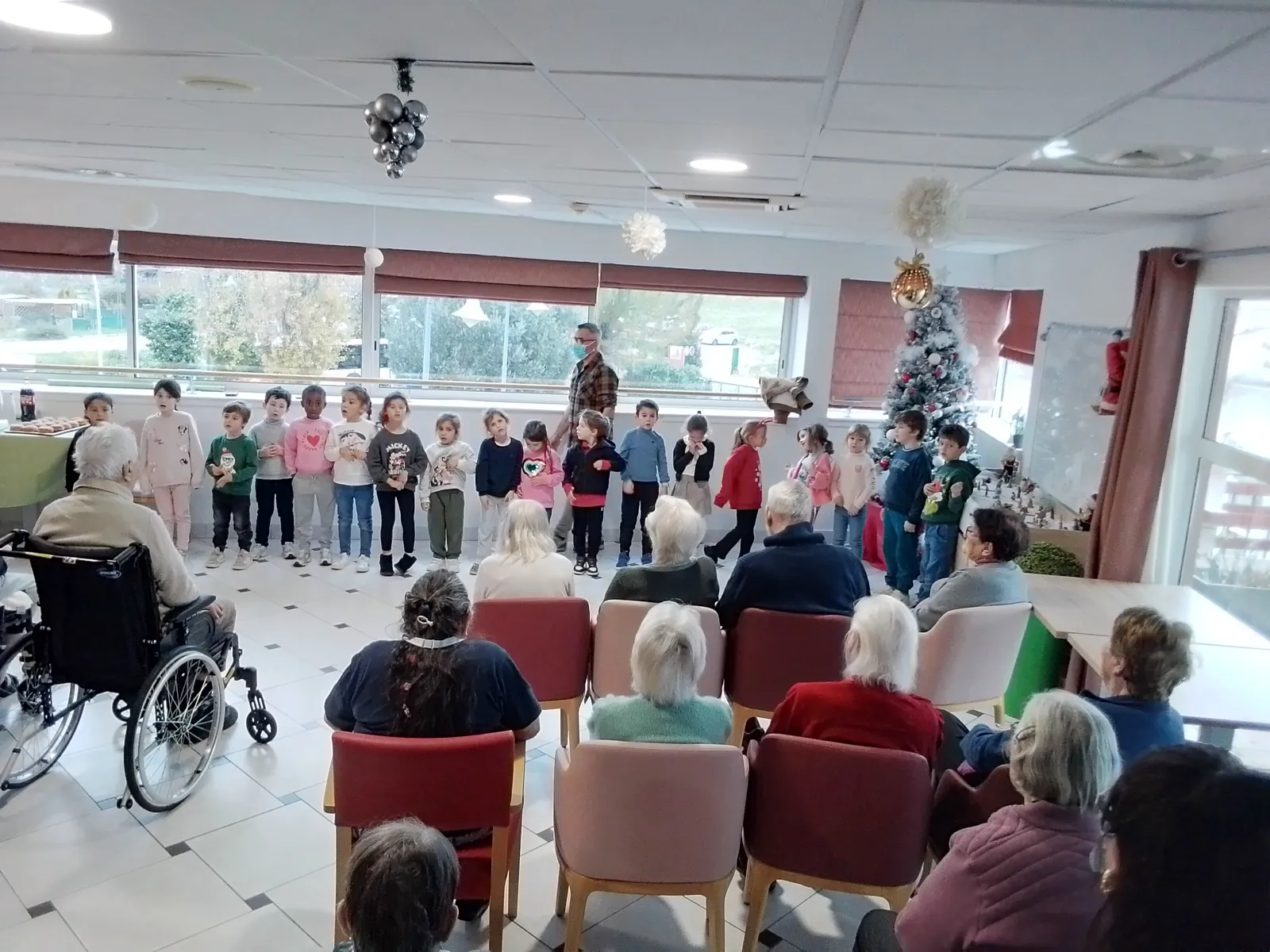 RENCONTRE INTERGENERATIONNELLE AVEC L'ÉCOLE PREVERT