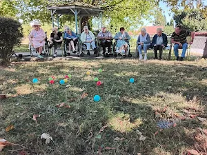 A vos boules, prêts, pointez!