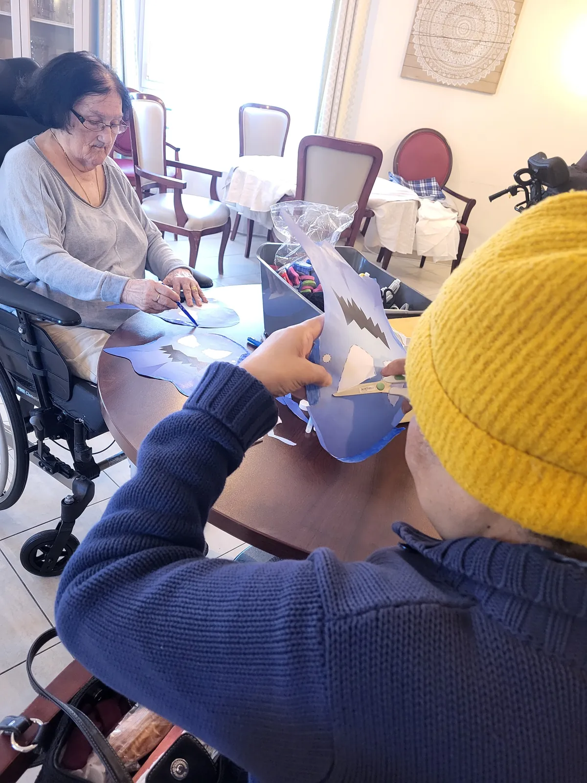 Atelier créatif à la résidence les Adrets !