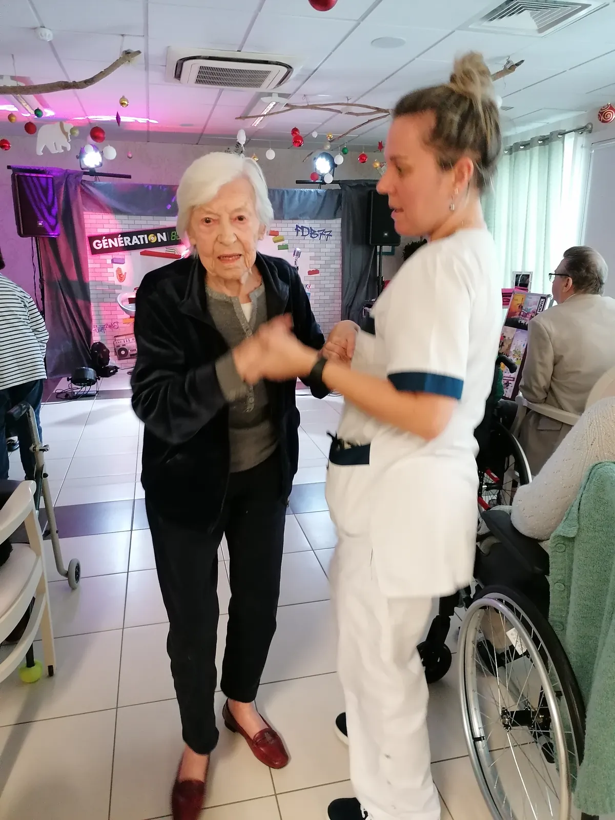 Cabar'Elle à l'EHPAD les Tourterelles d'Esbly