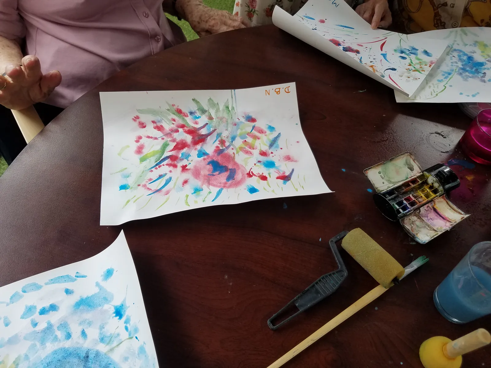 Atelier de peinture sous les parasols !
