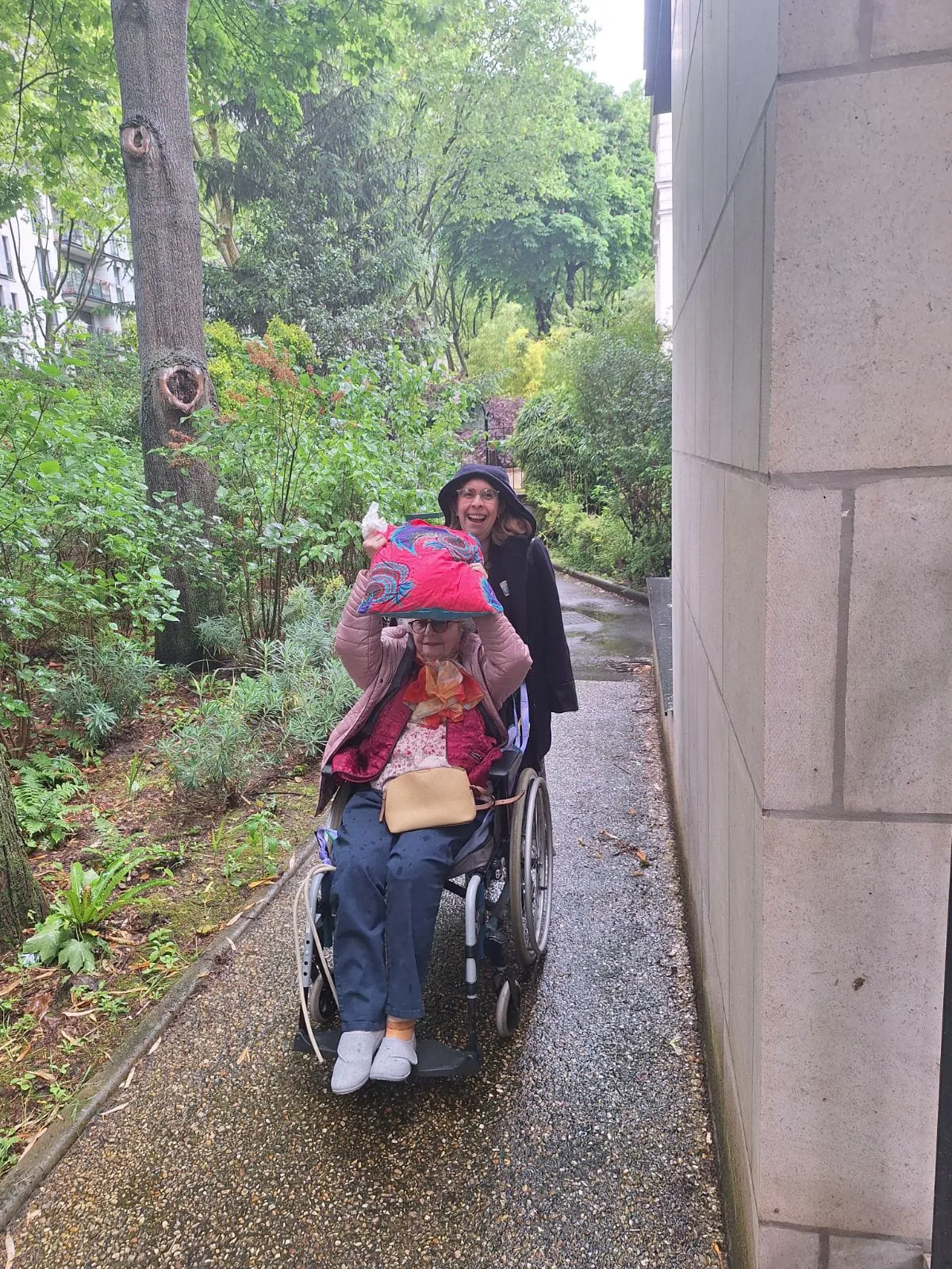 Les résidents des Adrets au  repas des centenaires