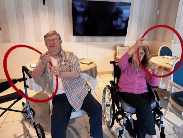 Gymnastique douce à l'EHPAD Les Tourterelles