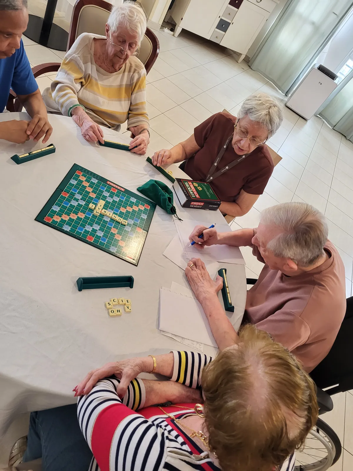 le scrabble a la résidence les Adrets 