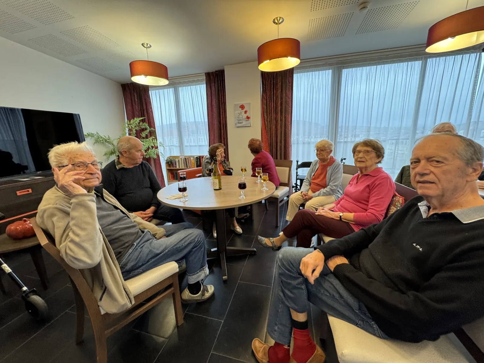 Beaujolais Nouveau à la résidence : un moment festif et pétillant !