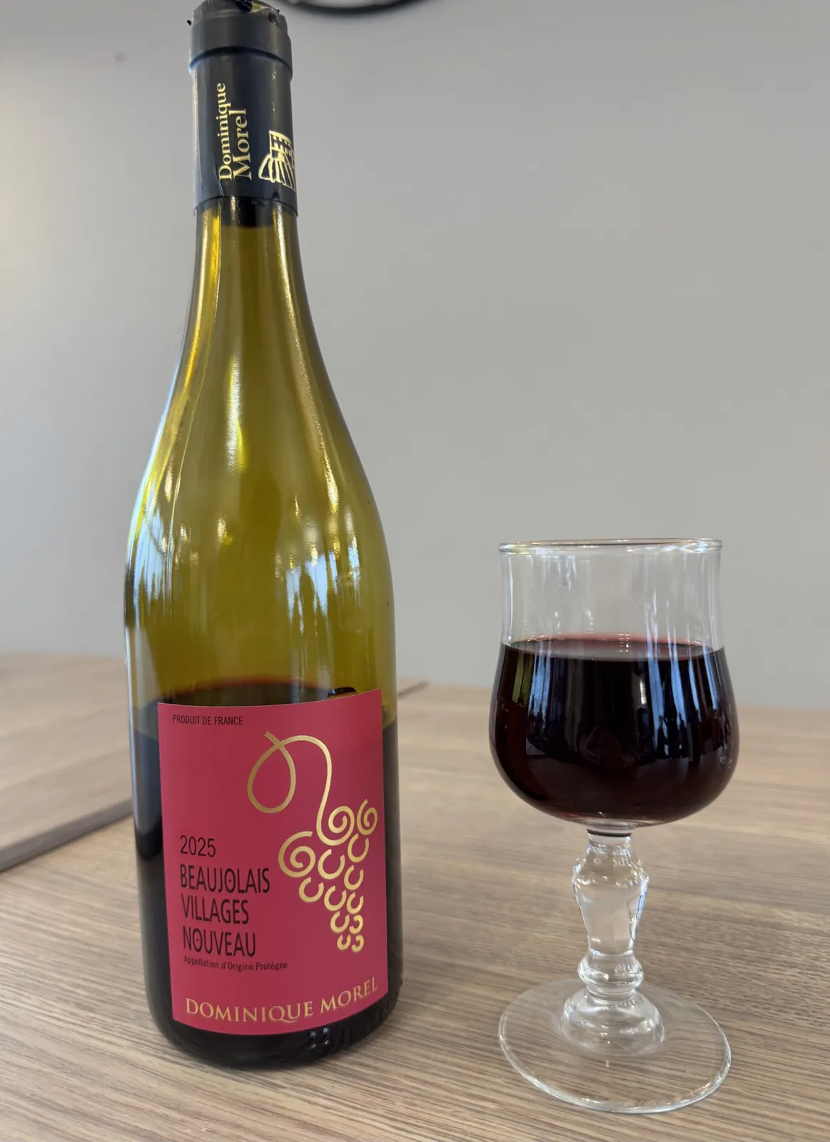 Beaujolais Nouveau à la résidence : un moment festif et pétillant !