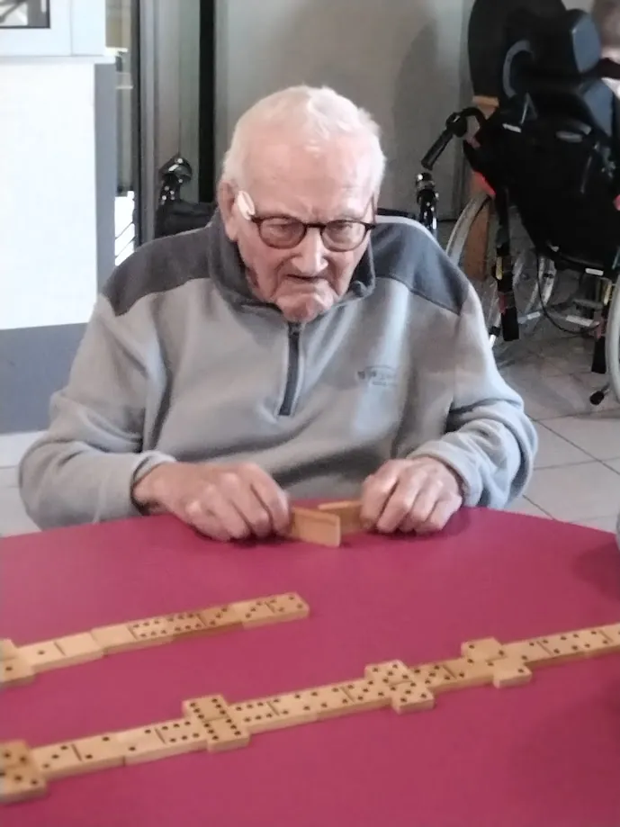 GRAND CONCOURS DE DOMINOS !