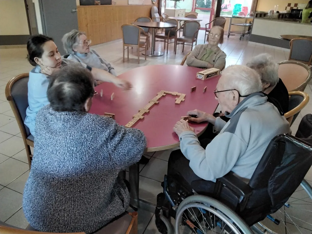GRAND CONCOURS DE DOMINOS !
