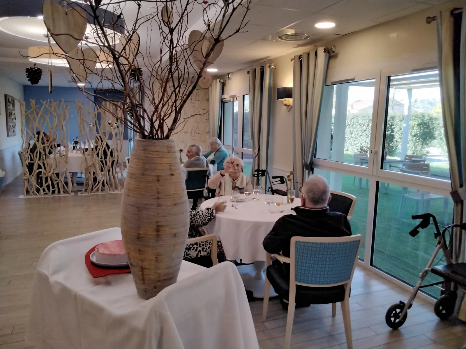 FETE DE L AMITIE AU GRAND JARDIN 