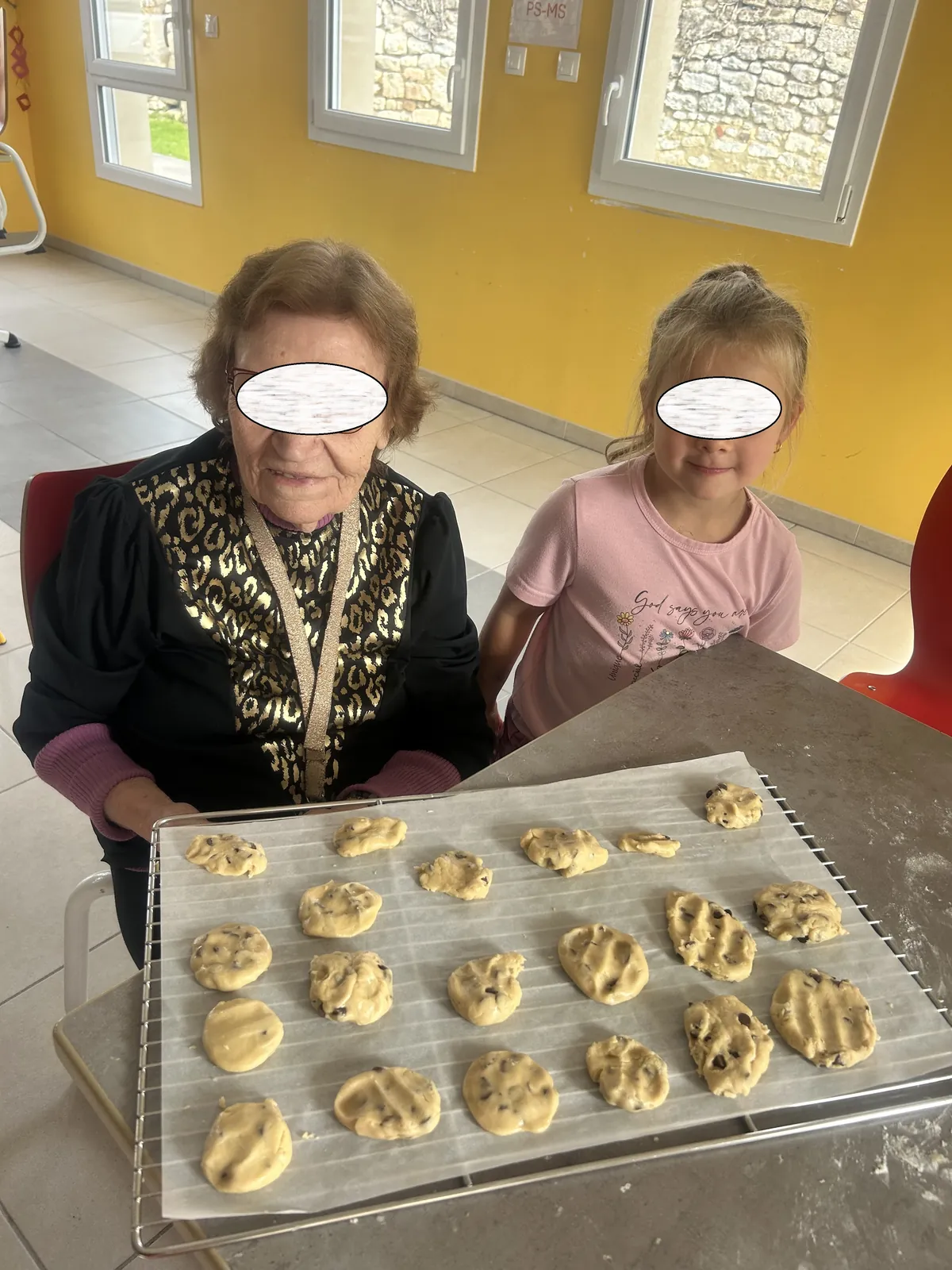 Cookies et Sourires : Rencontre au Centre de Loisirs